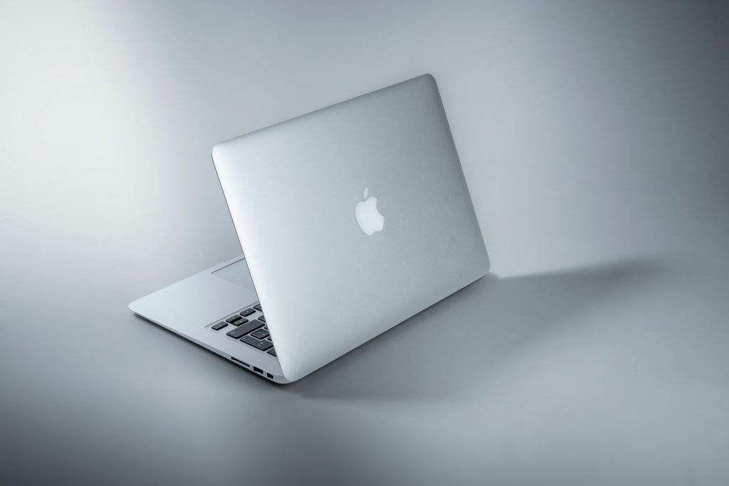 MacBook Apple