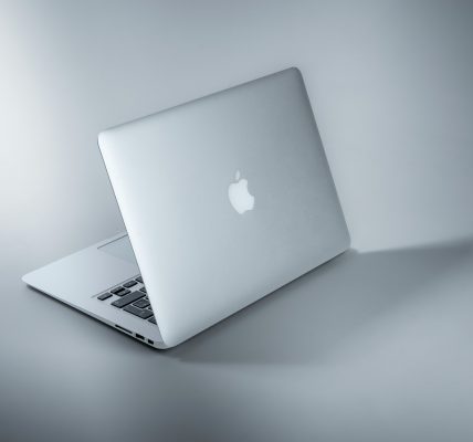 MacBook Apple