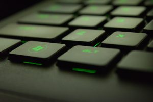 jak wyłączyć firewall windows 10